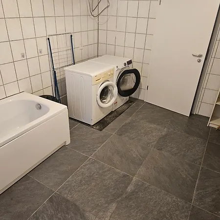 Komplette Fuer Monteure